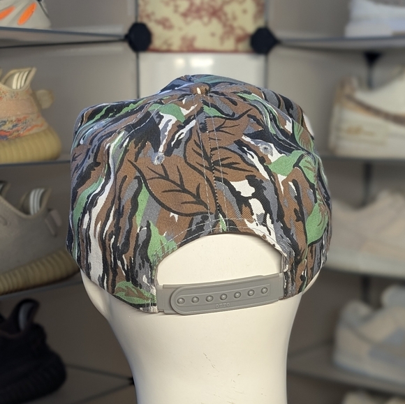 Walkers Vintage Camo Hat (OS) - Picture 3 of 7